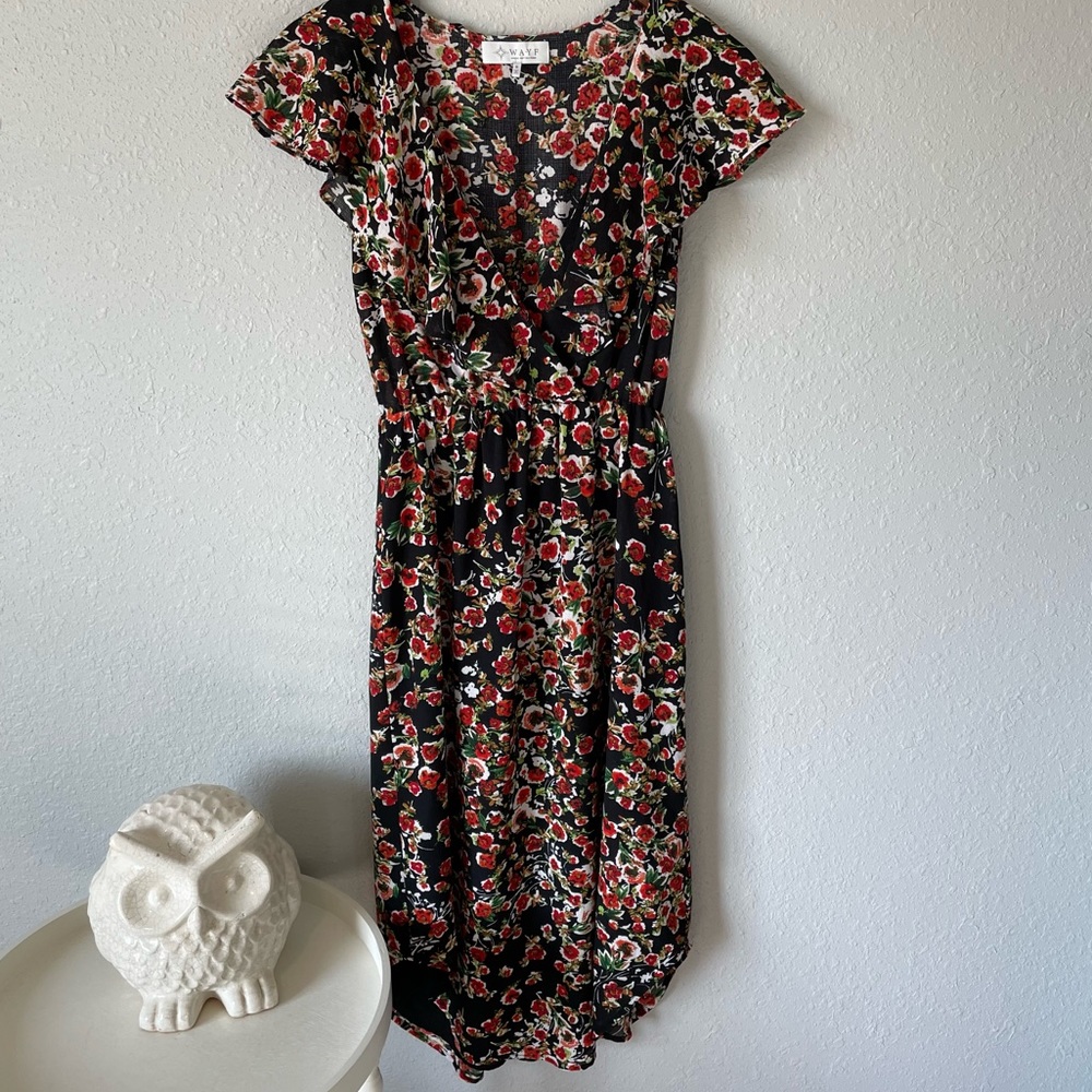WAYF Black Floral V-Neck Faux Wrap Rounded Hem Midi Dress Size Small
